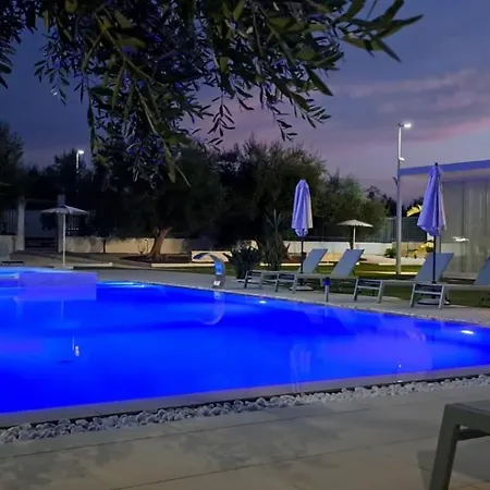 Relais Villa Ottavia Bari Airport 10 Min Проживание в семье *