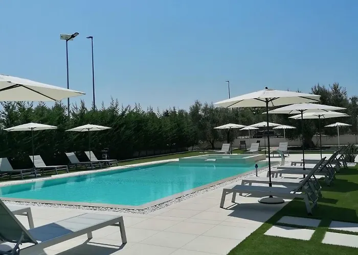 Relais Ottavia Bari Airport 10 Min ホームステイ *